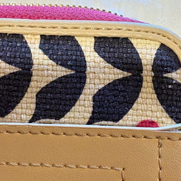 Spartina Maritime Multi Phone Crossbody/wallet - Picture 13 of 15